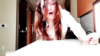洛杉矶华人高颜值美女【茉莉】最新性爱流出，爆裂黑丝女秘书享受老板大屌肆无忌惮的抽插，高清1080P原版