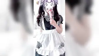 超萌极品可爱网红美少女【小晗喵】猫耳女仆让我来品尝主人的肉棒吧~ 幻想主人肉棒入侵，AV棒蹂躏嫩穴