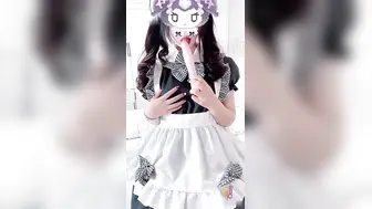 超萌极品可爱网红美少女【小晗喵】猫耳女仆让我来品尝主人的肉棒吧~ 幻想主人肉棒入侵，AV棒蹂躏嫩穴