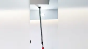 爽翻天的少妇【上篇】激情荡秋千式草逼，让大哥无套抽插，激情上位性感椅，多体位蹂躏爆草，炮击抽插道具玩弄刺激