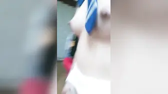 学生制服双马尾【十柒学姐-1】极度淫荡按头插嘴，吊带白丝美腿，骑乘位深插，坐在椅子上操