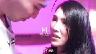 【麻豆传媒】职人系列-季妍希【痴女空姐杂交趴】不要急，马上就轮到你，高清720P原版首发【MD-0231】
