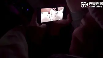 【天美传媒】林凤娇【学院女学生援交门】女大学生援交被发现后被要挟插入嫩穴，高清720P原版【TM0157】