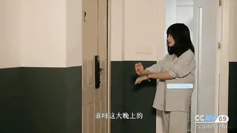【星空传媒】【性闻联播5】绿奴隶丈夫竟联合妻子，偷拍情夫不雅照进行勒索，高清720P原版首发【XKCCAV8005】