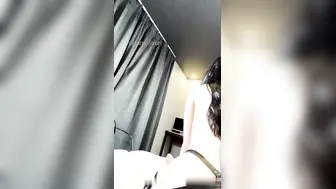 极品蜂腰蜜桃臀女神【Yuri】狐狸尾巴肛塞土豪专属性玩物，爆操迷人湿滑白虎嫩鲍，后入中出绝叫高潮2V2