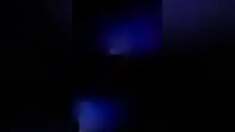 女神的夜店生活，全程露脸昏暗的灯光下脱光揉骚奶子自慰骚穴，跑到厕所两姐妹互相抚慰，舌吻抠逼高潮喷水