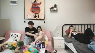 嫩妹，嫩妹，3000外围女神场，清纯校园风，甜美乖巧身姿曼妙，超清画质收藏版