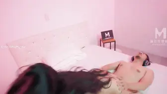 MD-0162淫荡话语翻译机-仙儿媛