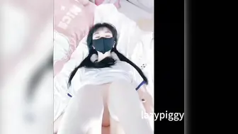 新的vlog_白丝袜和运动服_口交_后入_无套中出20分钟