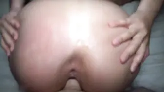 熟女深喉插嘴，被洋大吊无套猛怼
