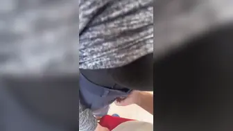 当嫂子不开心的时候，我就会主动去讨好她，当然操她的时候我也会更加卖力。