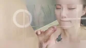 妮可儿浴室性爱最后被射了一脸