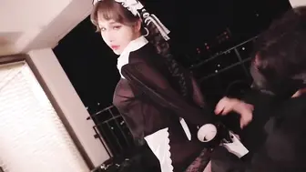 辛尤里粗爆性交：征服坏女仆，激情征服之旅