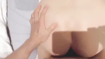 邻居少妇的勾引，翘臀诱惑，忍不住内射了