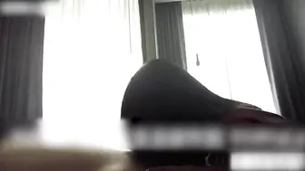 戴眼镜的骚同事背着老公在她家偷情