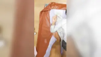 韩国大学生小情侣，自拍啪啪视频遭流出!爱吃大棒棒的小可爱!