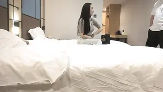 风骚淫荡熟女，技术还是比较好的