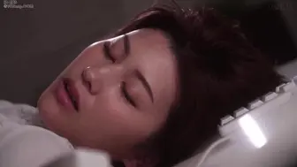DLDSS-063 [中文字幕] 每天都被上司猛操、狠狠内射进小穴。最终不可自已的彻底沉迷上大叔上司的那根大屌的我......美乃すずめ