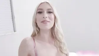 超美模特吃黑人小哥的大鸡巴然后被大屌狂撞