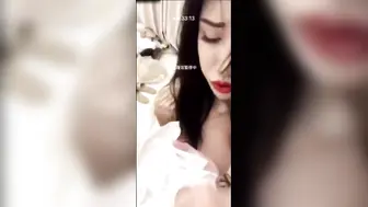 微博巨乳网红 顾灵曦baby 大尺度不雅视频流出