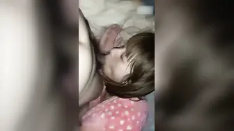 极品乱伦找好色小姨子泻火 无套啪啪猛操 小姨子表情亮了 忍不住高潮呻吟 最后直接内射中出