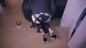 极品御姐 犬九 被亲哥胁迫 B里塞着跳蛋去上班 在办公室被操内射！