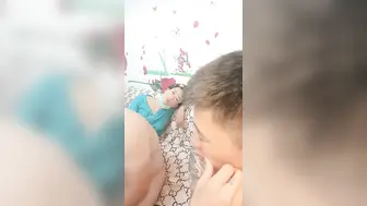 【母女直播】家族乱伦多人运动 母女同台竞技第三弹