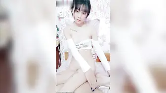 乱伦直播 萝莉妹子和表哥啪啪 兄妹相奸体会禁忌的刺激