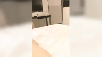 先干御姐再干萝莉，双飞高颜值母狗，玩得不亦乐乎