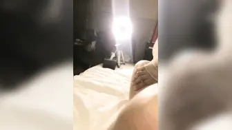 先干御姐再干萝莉，双飞高颜值母狗，玩得不亦乐乎