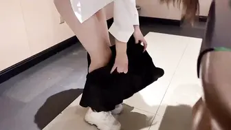 双飞美少女：一杆两洞，双倍欲乐