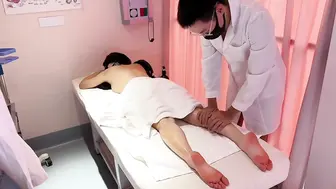私处按摩护理，男技师粗暴玩弄小穴-CherryCat