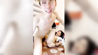 极品粉嫩萝莉 小黄毛大战学生制服眼镜妹