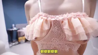 女大学生应聘模特，结果被导演潜规则中出