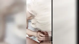 金发萝莉小天使 被男友后入狂插