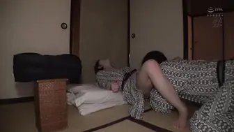 MFYD-030 [中文字幕] 素颜全开、本性暴露、精液狂喷8连发！超真实的两天一夜温泉-梦实香苗