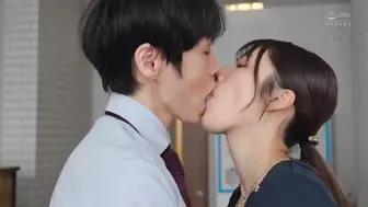 ROYD-256 [中文字幕] 淫荡的女社长被大鸡巴的男同事征服，顶级的做爱技巧把她干到失去理智！ 竹內有紀
