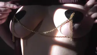 JUR-493 [无码中文字幕]被驯服的我成为了丈夫上司的专属乳奴隶 怜奈想要被揉捏乳头 桃园怜奈