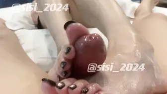 丝丝很暴躁 （sisi_2024 ）裸足润滑油足交