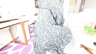 第7部：调教阴道，先用阴道抽烟，之后后入啪啪啪，然后再阴道里弹烟灰，最后把烟灰和烟头全部扔进子宫里