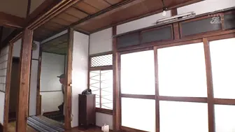 JUFE-381 [中文字幕] 田中ねね - 保險套都幹破了激情快感抽插！欲求不滿爆乳肉感妻子的流汗中出肉彈交尾