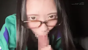 SDAM-113 [中文字幕]对肉棒虎视眈眈的萝莉体型干物女姐姐。雫月心桜