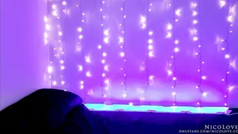 亚洲女主播Nico Love 忘记关摄像头被拍到自慰高潮喷水