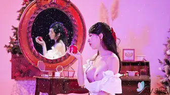 Jiali放荡的白雪公主享受梦寐以求的王子鸡巴