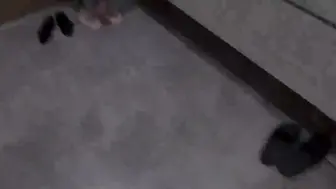 张梓 极品肉感人妻被胶衣紧缚SM自慰到喷奶潮吹