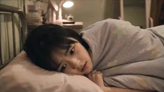 《B中爱情故事》 极品学妹小怡的淫乱校园性爱史
