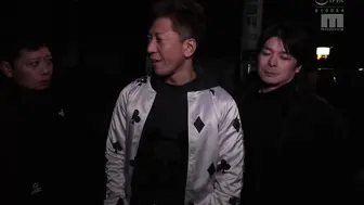 MIDV-420 [中文字幕] 水卜さくら - 看到我寶貝女友被班上的8+9們用媚藥欺負墮落在中毒般的SEX中而鬱悶勃起